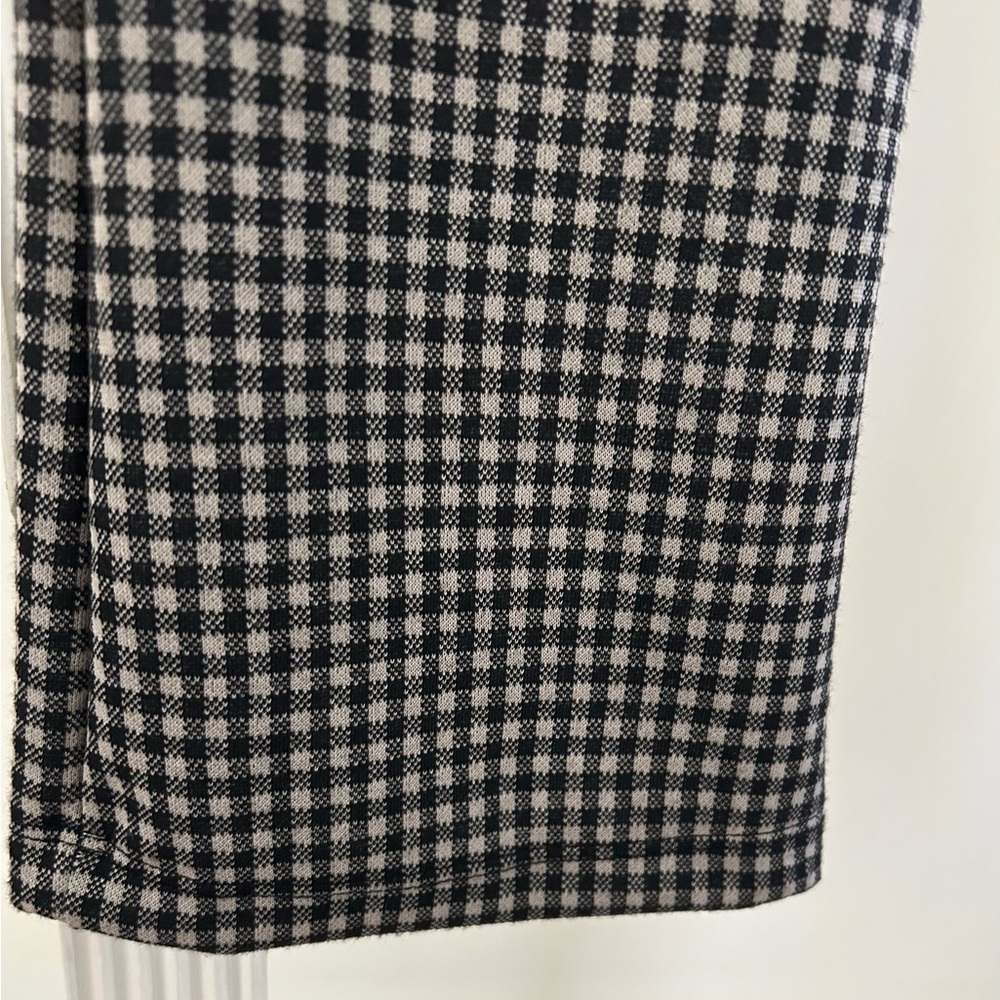 Altar’d State Gingham High-Waisted Flared Pants 
Size: XS 
NWT - Picture 4 of 8